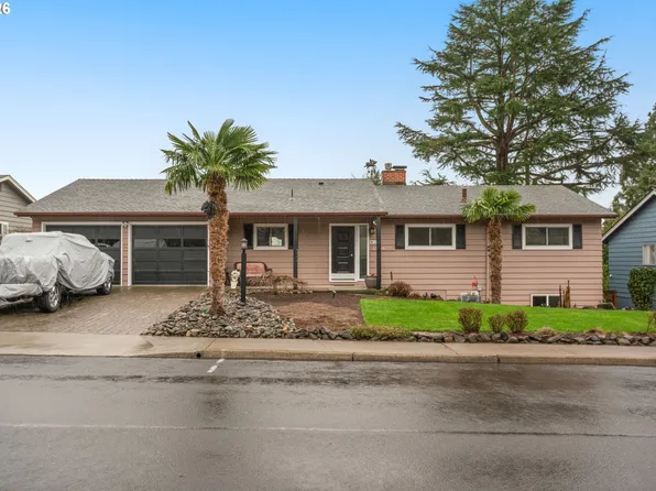 12040 NW Lovejoy St, Portland, OR 97229