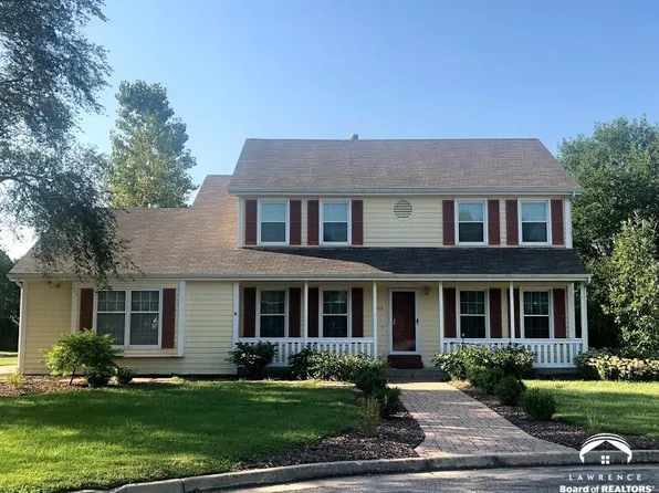 829 Prescott Dr, Lawrence, KS 66049
