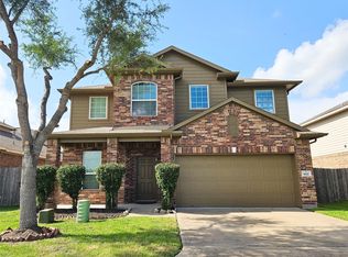 9617 Landon Lake Dr, Pearland, TX 77584