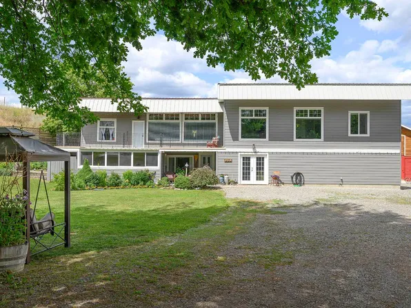 570 Dairy Rd, Kamloops, BC V2B 8N5