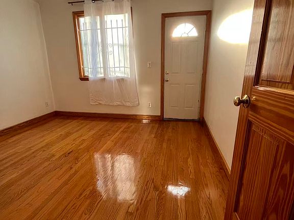 3rd image of 53-00 192nd St #1