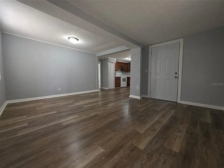 5236 Wabash Blvd — Photo 2