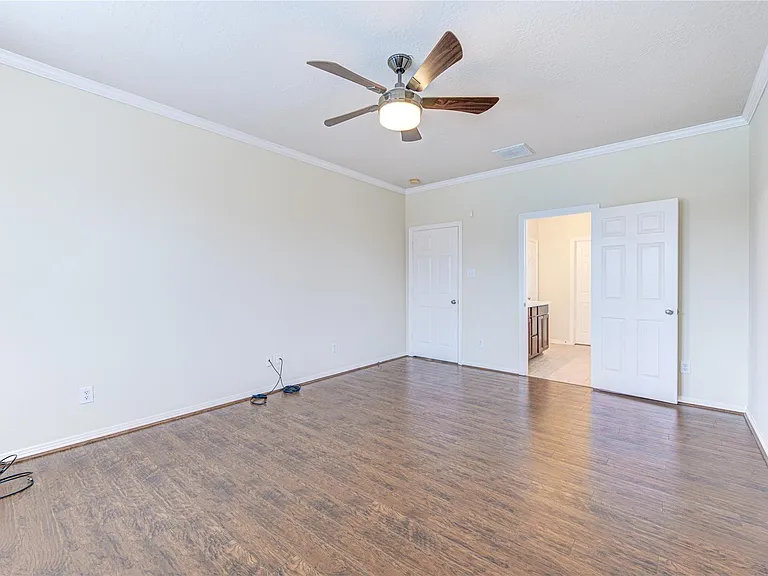 5007 Jade Cove Ct — Photo 24
