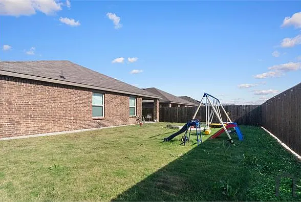 2928 Roper St — Photo 13