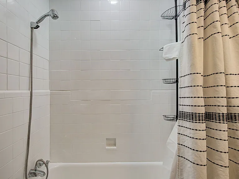 2215 W Broadway Ave #1 — Photo 16