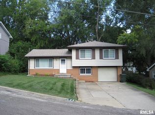 124 Greenlawn Ct, East Peoria, IL 61611