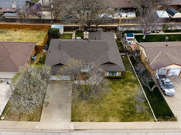 2nd image of 6706 Gainsborough Rd