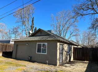 66 Seaman Dr, Oakdale, CA 95361