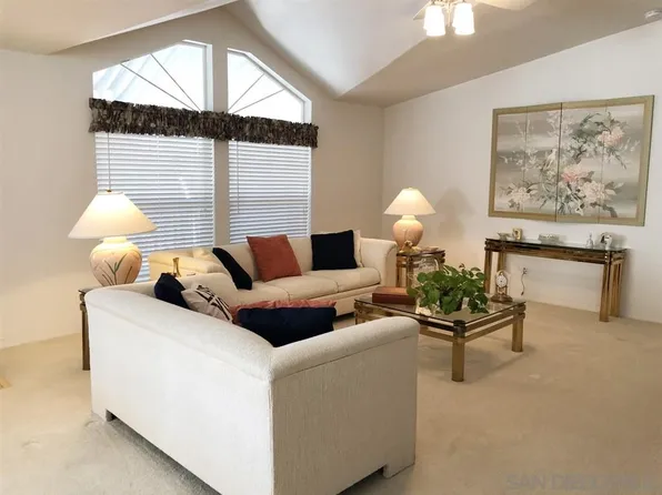 5318 Don Alvarez Dr, Carlsbad, CA 92010