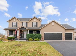 9499 Gander Ln, Saint Bonifacius, MN 55375