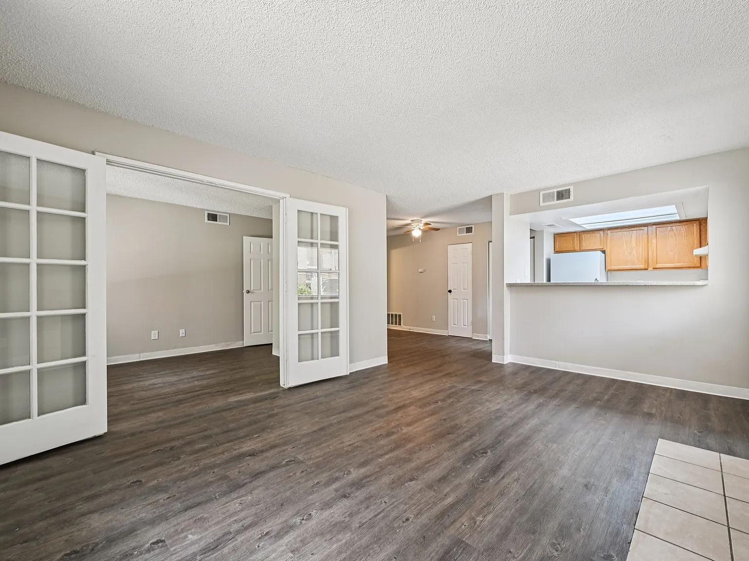 Toscana Apartments — Photo 2