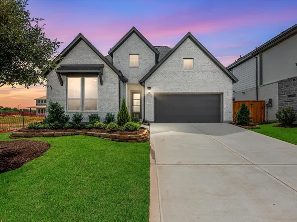 32139 Sky Branch Dr, Fulshear, TX 77441