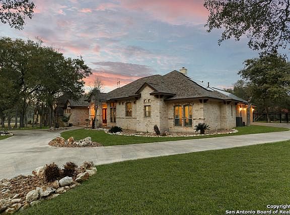 4th image of 22132 Paseo Corto Dr