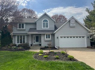 2018 Jeannette Dr, Sandusky, OH 44870