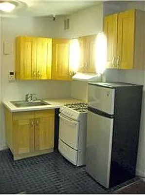 Rented by Douglas Elliman | media 16