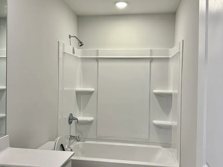 1004 Sutherland Ln #1 — Photo 11