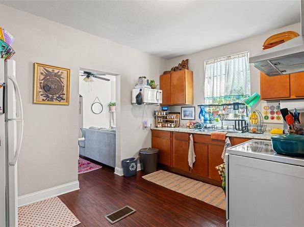 tampa-florida-2074605676 picture