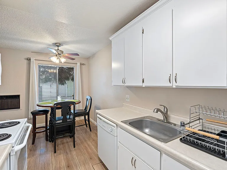 400 S Saliman Rd #47 — Photo 7