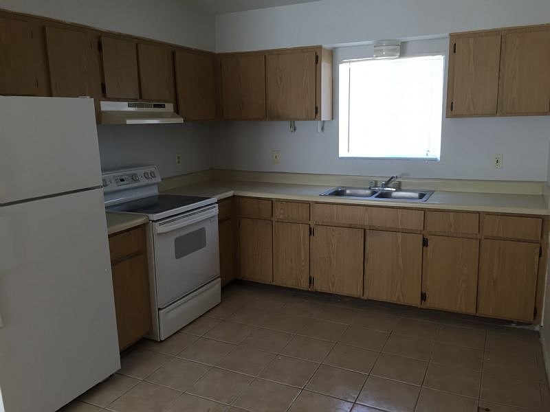 1st image of 2822 E Campo Bello Dr APT 1