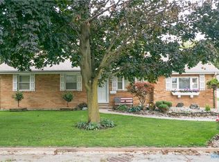 105 Mount Vernon Pl, Walbridge, OH 43465