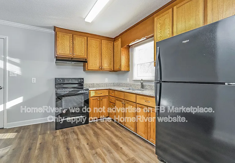 1416 Waterloo Dr — Photo 6