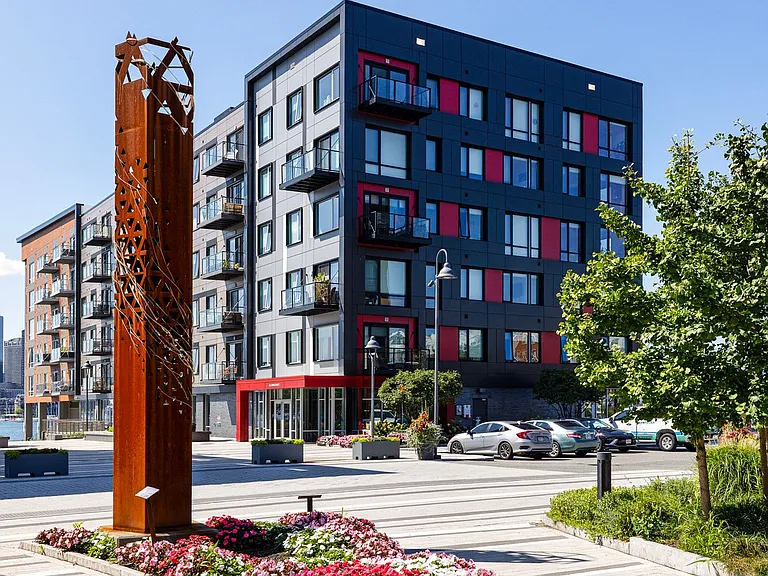 Clippership Apartments on the Wharf — Photo 76