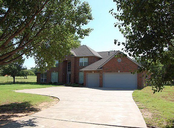 Capacious formal living room