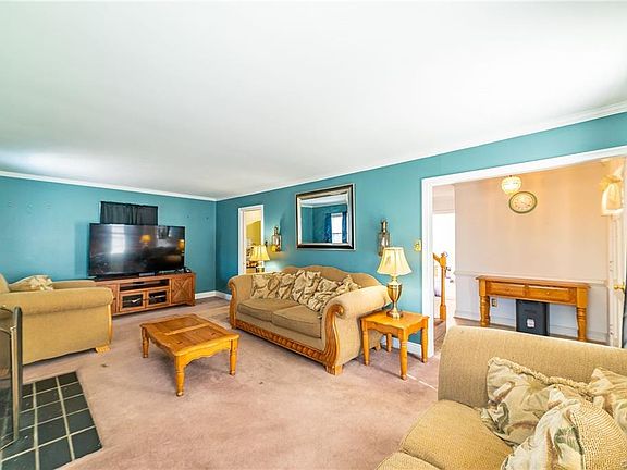 5th image of 2800 Scarsborough Dr