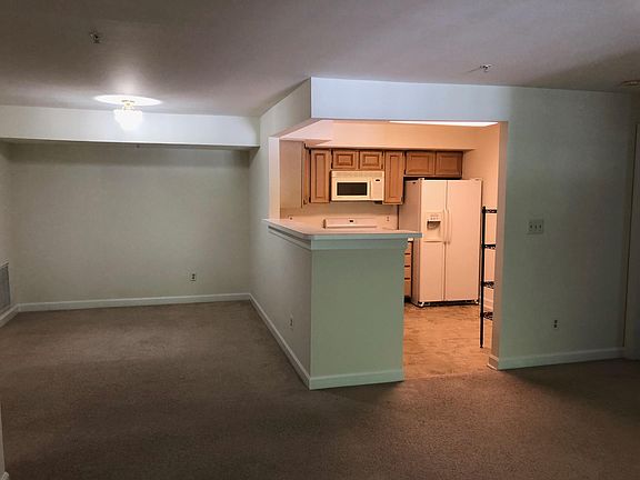 Dining Room/Kitchen