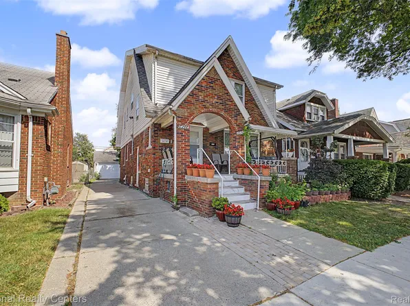 6348 Coleman St, Dearborn, MI 48126