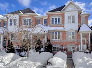 49 Wilkes Cres, Toronto, ON M1L 0B4