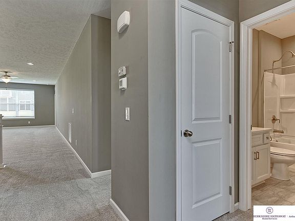 4th image of 20513 D St