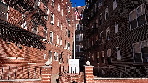 Gregory Plaza Photo 1