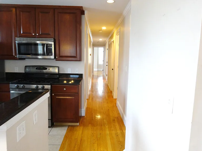 779 E 5th St #3 — Photo 7