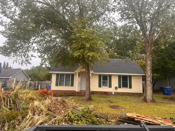 7308 Melissa Ct, Fayetteville, NC 28314