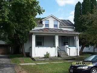 2nd image of 416 S Spring St