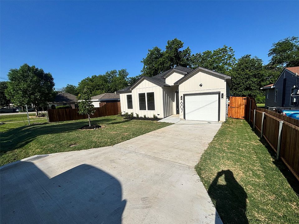 2nd image of 607 Neomi Ave