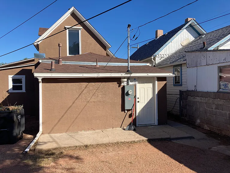 205 Cottonwood St — Photo 21
