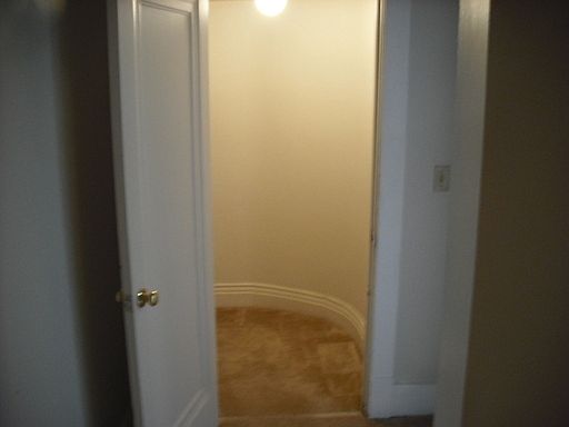 5th image of 815 Brown St #B