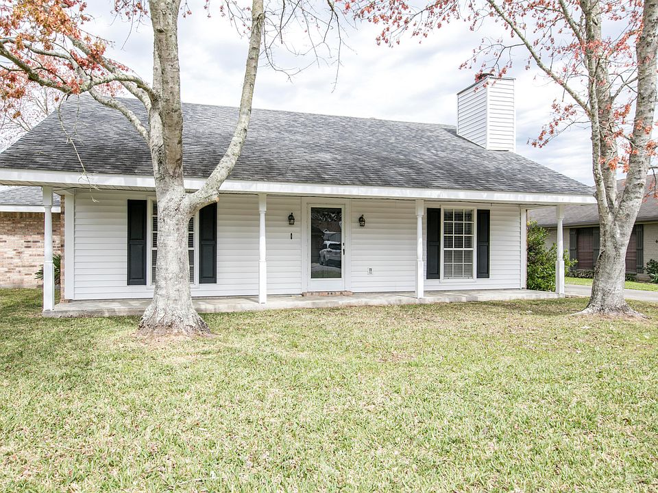 1st image of 125 Briar Green Dr