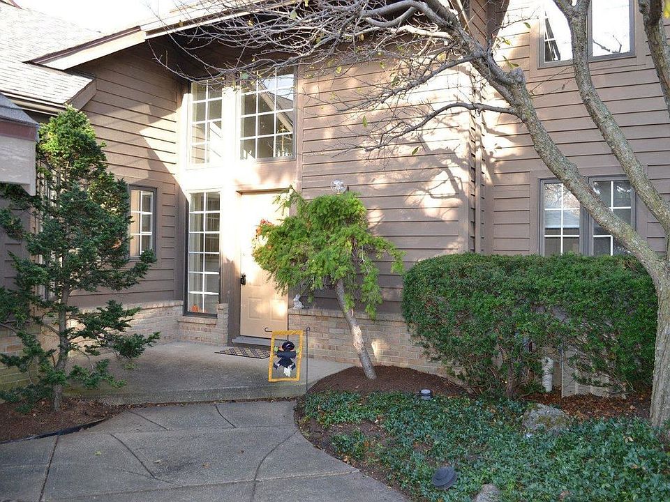 1st image of 2319 Quail Hollow Ln