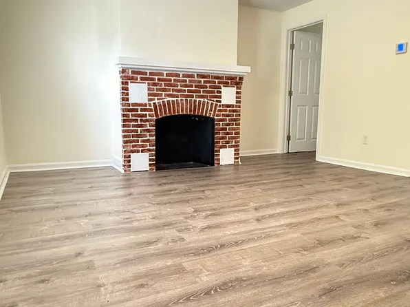 Dairy Road Apartments, 15 Dairy Rd #17, Lancaster, MA 01523