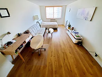Rented by Metro Garden Realty NYC