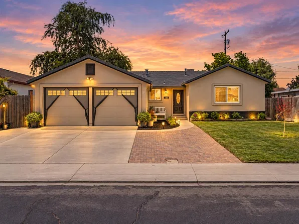 242 Martha St, Manteca, CA 95337