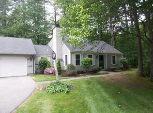 12 Oakwood Ln, Kennebunk, ME 04043