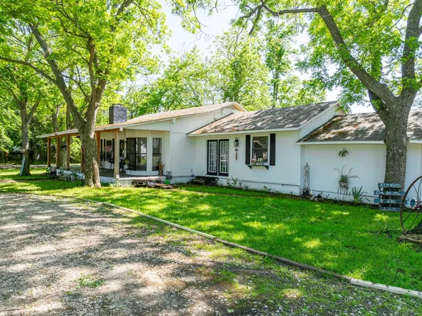 800 NW 2nd St, Hubbard, TX 76648