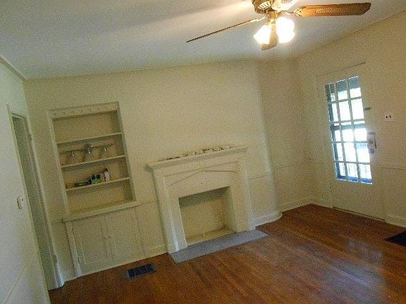 Front Entrance into Living Room