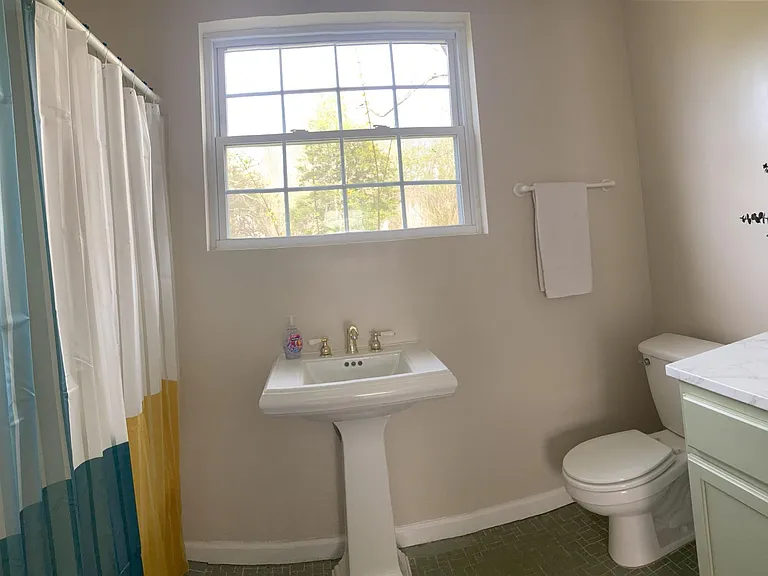 4080 Bernard Rd — Photo 17