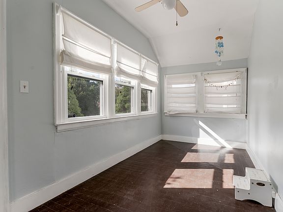 5th image of 56 Girard Ave