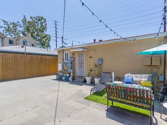 2nd image of 4258 S Centinela Ave